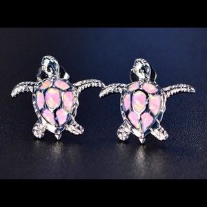 Sea Turtle Earrings Pink